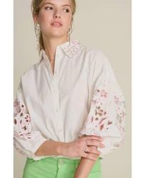 Pom - Embroidery Blouse Blooming Ecru 38 - Lyst