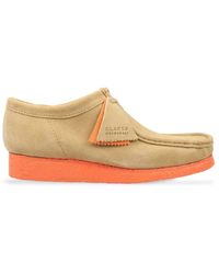 ladies wallabees