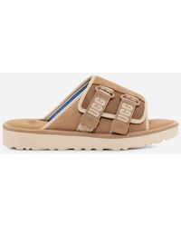 UGG - Mule Goldencoast Strap pour homme | UE in Sand/Santorini, Taille 40, Daim - Lyst