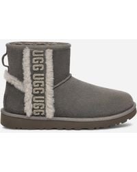 UGG - ® Classic Mini Shearling Logo Boot - Lyst