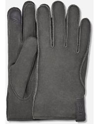 UGG - ® Leather Clamshell Logo Glove - Lyst