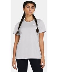 Under Armour - Tech Twist
Kurzarm-Oberteil Für Damen Halo Weiß - Lyst