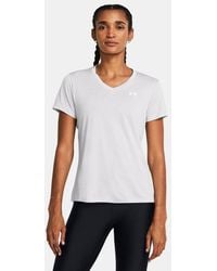 Under Armour - Tech Twist
Kurzarm-Oberteil Mit V-Ausschnitt Für Damen Halo Weiß - Lyst