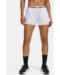 Under Armour - Tech Play Up 2-In-1 Damesshorts Wit Wit Zwart - Lyst