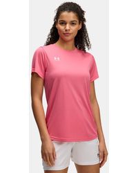 Under Armour - Challenger
Training Kurzarm-Oberteil Für Damen Super Weiß - Lyst