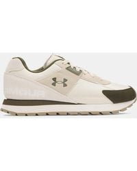 Under Armour - Essential
Laufschuhe Für Herren Khaki Base Stein Expedition Grün - Lyst