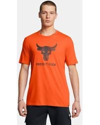 Under Armour - Herenshirt Project Rock Payoff Graphic Met Korte Mouwen Team Oranje Zwart - Lyst