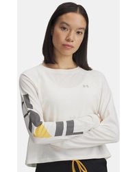 Under Armour - Trail Run Grafik
Langarm-Oberteil Für Damen Stein Schwarz Reflektierend - Lyst