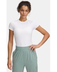 Under Armour - Meridian Perfect Form Core Short Sleeve - Lyst