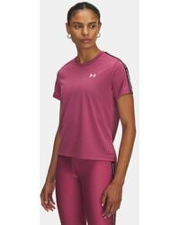 Under Armour - Maglia A Maniche Corte Tech Wordmark Tape Da Donna Fuchsia Dusk Nero Bianco - Lyst