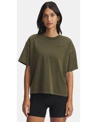 Under Armour - Parte De Arriba De Manga Corta Boxy Wash Heavyweight Para Mujer Expedition Negro - Lyst