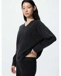 Uniqlo - Washable Knit V Neck Jumper (Smooth) - Lyst