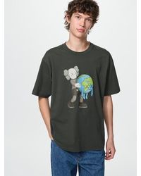 Uniqlo - Kaws Universe Ut Graphic T-Shirt - Lyst