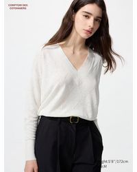 Uniqlo - Maglione Lino Misto Viscosa Scollo A V - Lyst