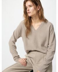 Uniqlo - 100% Cashmere V Neck Jumper - Lyst