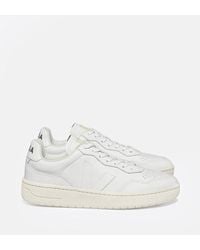 Veja - V-90 O.t. Leather Trainers - Lyst