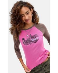 Urban Outfitters - Uo City Print 3/4 Sleeve Raglan Tee - Lyst
