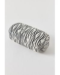 Vintage & ReMADE by UO - Vintage By Uo Print Sunglasses Case - Lyst