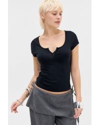 Urban Outfitters - Uo Ayla Notch T-shirt - Lyst