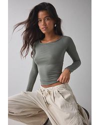 Vintage & ReMADE by UO - Remade By Uo Remnants Off-The-Shoulder Long Sleeve Cropped Tee - Lyst
