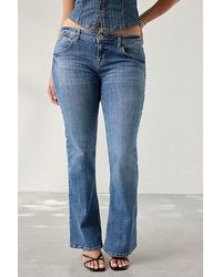 BDG - Brooke Low-Rise Flare Jean - Lyst