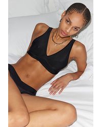Out From Under - Miami Nostalgia Plunge Bralette - Lyst