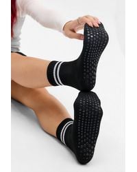 Out From Under - Non-slip Pilates Sports Socks - Lyst