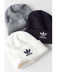 adidas originals nova sherpa beanie