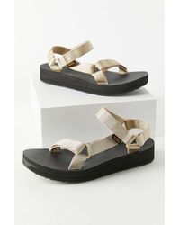 teva rose gold sandal