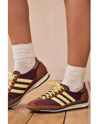 Out From Under - Frill Lace Socks - Lyst