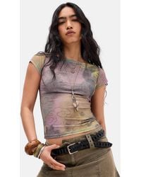 Urban Outfitters - Uo Frankie Print Short Sleeve Tee At - Lyst