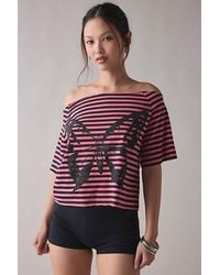 Urban Outfitters - Y2K Graphic Off-The-Shoulder Cropped Tee - Lyst