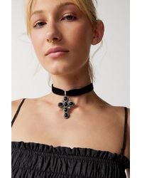 Urban Outfitters - Scarlet Cross Velvet Choker Necklace - Lyst