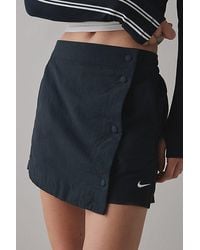 Nike - Sportswear Essentials Woven Mid-Rise 3" Skort - Lyst