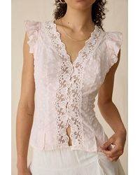 Kimchi Blue - Aurelia Lace Trim Flutter Sleeve Blouse - Lyst
