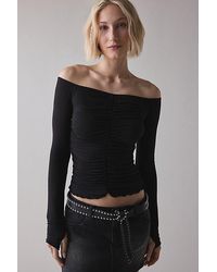Vintage & ReMADE by UO - Remade By Uo Remnants Ruched Off-The-Shoulder Top - Lyst