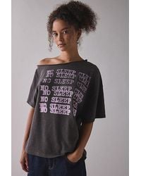 Urban Outfitters - Uo Courtney No Sleep Club Graphic Off-The-Shoulder Oversized Tee - Lyst