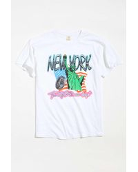 Urban Outfitters New York City Doesn't Sleep Tee - White