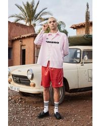 Umbro - Uo Exclusive Pink Logo Oxford Shirt - Lyst