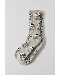Urban Outfitters - Peanuts Snoopy Big Hug Crew Sock - Lyst
