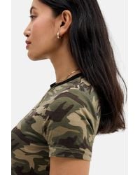 Lioness - Clubhouse Camo T-shirt S At Urban Outfitters - Lyst