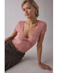 Kimchi Blue - Maisie Sheer Lace Twist-Front Crop Top - Lyst