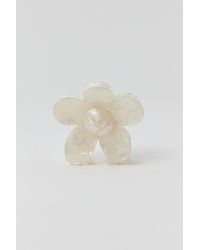Out From Under - Flower Claw Clip - Lyst