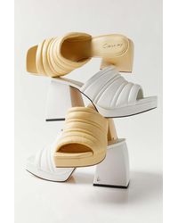 slip on sandals pink