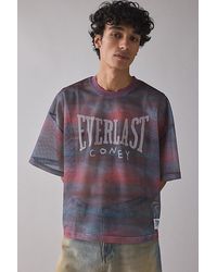 Coney Island Picnic - X Everlast Uo Exclusive Cropped Tee - Lyst