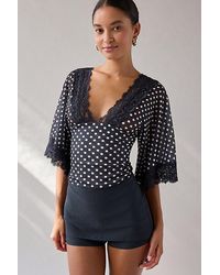 Kimchi Blue - Verde Plunging Lace Trim Bell Sleeve Top - Lyst