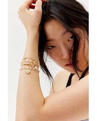 Urban Outfitters - Delicate Pearl Bow Heart Bracelet Set - Lyst