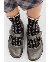 Out From Under - Floral Knit Trim Socks - Lyst