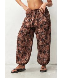Out From Under - Tristan Photo Print Beach Pant - Lyst