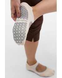 Out From Under - Non-slip Pilates Cut Out Socks - Lyst